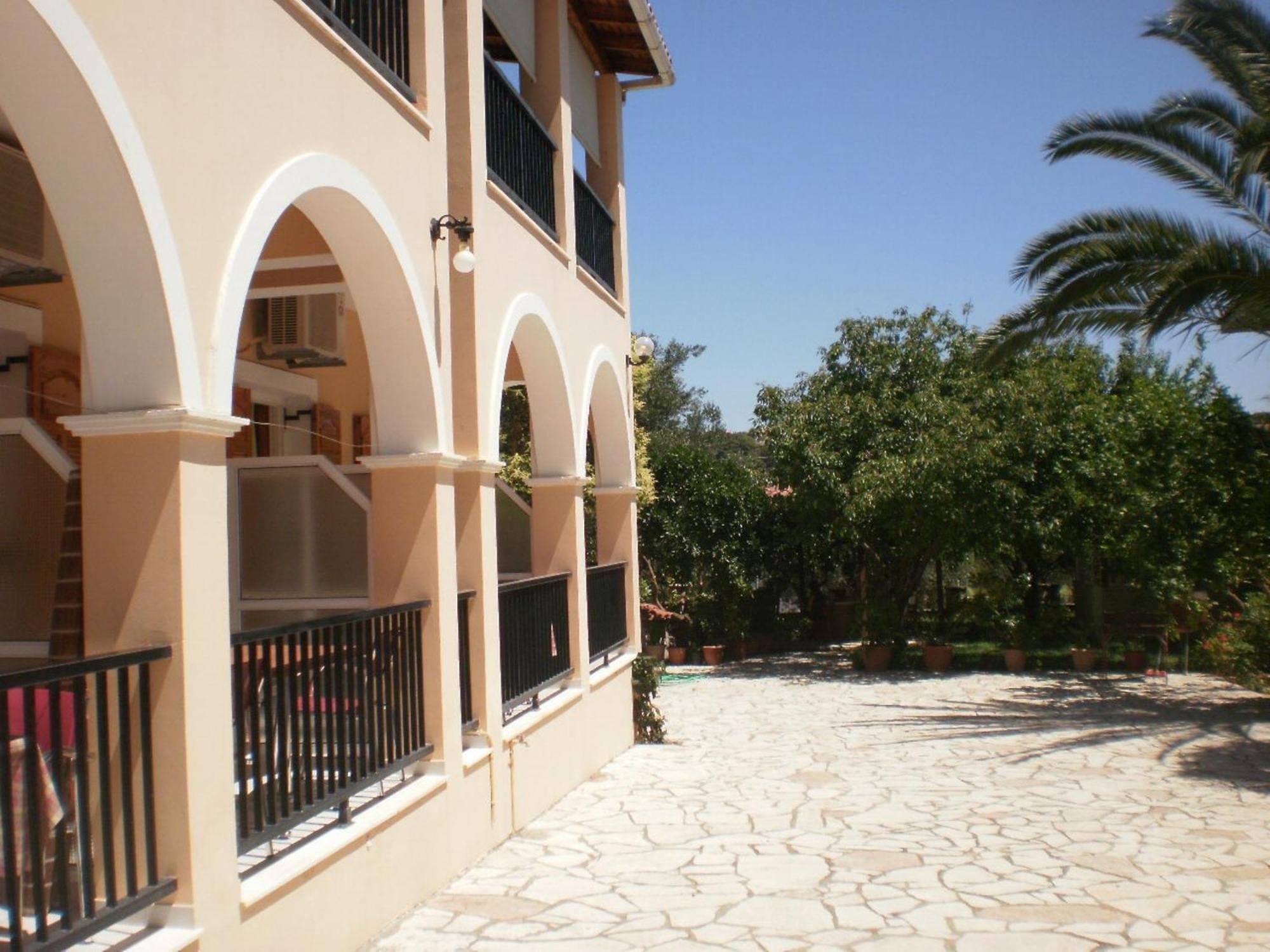 Loukas Inn Family Resort Keri Bilik gambar